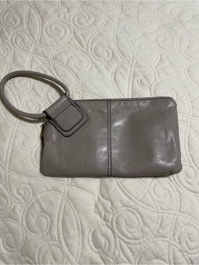 HOBO clutch